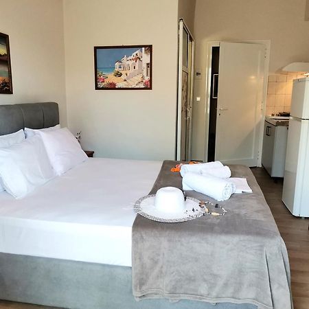 Studios Lia Adults Only -Fully Renovated Chrysi Ammoudia ภายนอก รูปภาพ