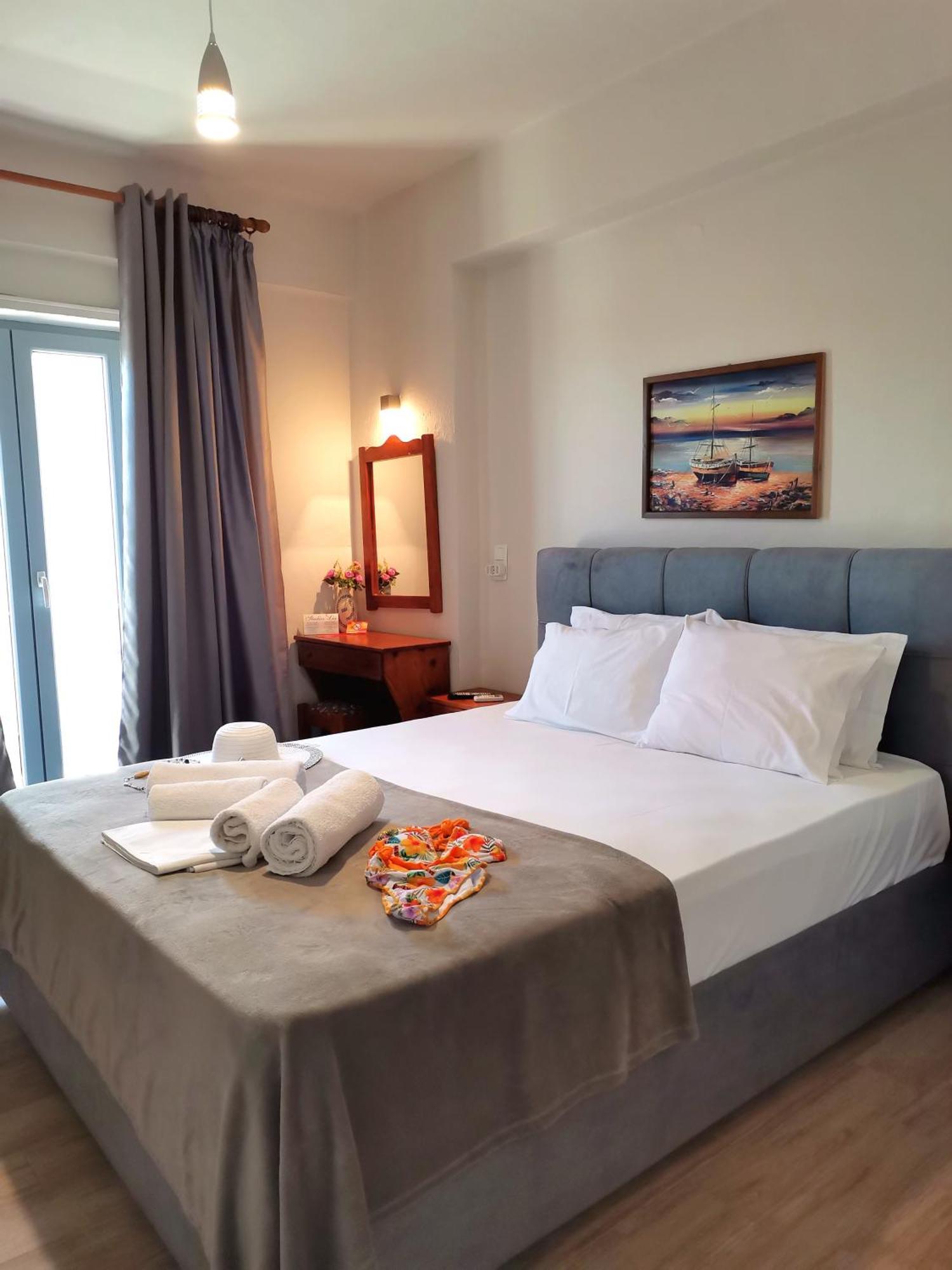 Studios Lia Adults Only -Fully Renovated Chrysi Ammoudia ภายนอก รูปภาพ